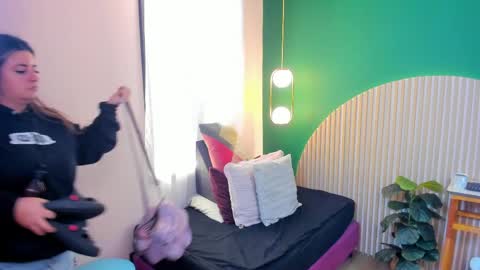 nathalie rossel online show from 04/07/26, 11:54