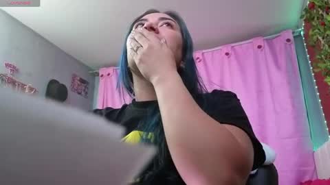 Nathalie online show from 04/02/26, 01:14