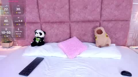 Nathalie Ross online show from 02/07/26, 12:03