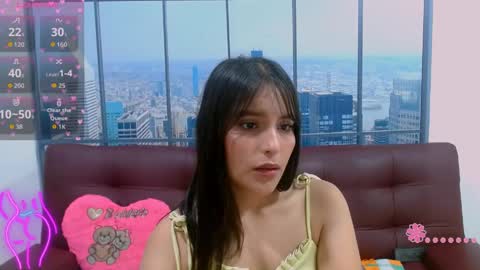 Snapshot of nathaly18_ chatting on 04/06/26, 11:33 nathaly online show from 04/06/26, 11:33