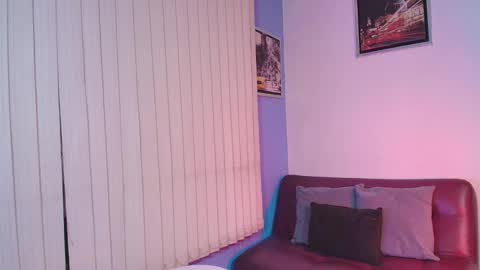 nathaly_evans18 online show from 03/18/26, 03:42