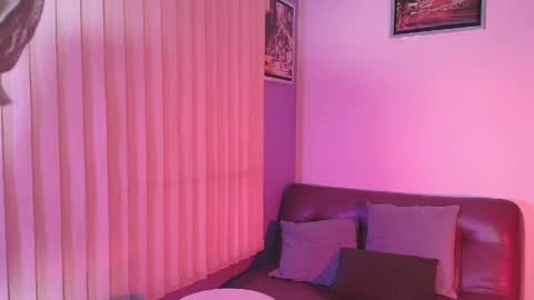 nathaly_evans18 online show from 03/26/26, 06:08