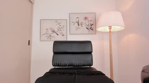 nathaly_laurentt online show from 05/21/26, 12:34