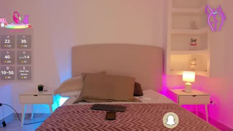 NATHALY  online show from 10/06/25, 10:45