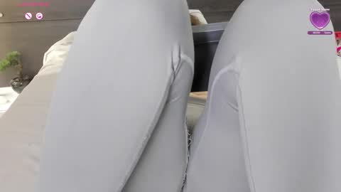 nathalyrae41 online show from 01/05/26, 05:27