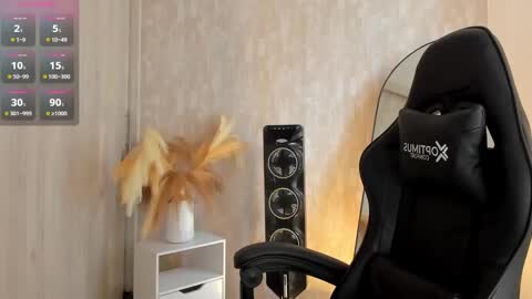 nathalyxx_ online show from 09/24/25, 02:09