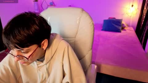 nathalyy_ds online show from 11/08/25, 08:25