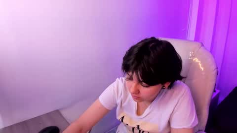 nathalyy_ds online show from 02/19/26, 07:43