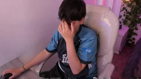 nathalyy_ds online show from 04/14/26, 07:20