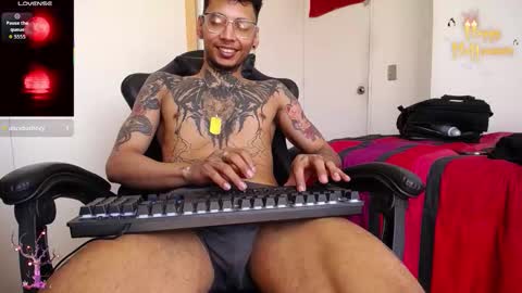 nathan_aress6666 online show from 10/22/25, 06:18
