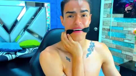 nathan_carson1 online show from 12/13/24, 05:10