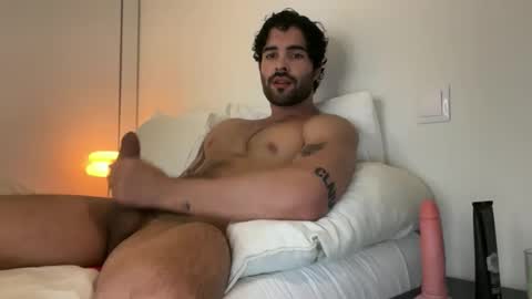 Nathaniel online show from 04/22/26, 05:36