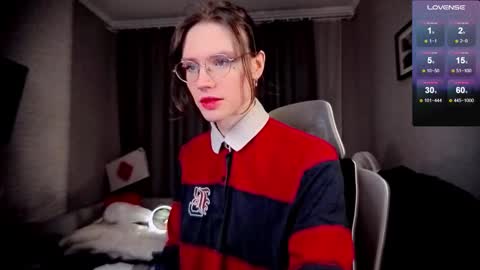 Snapshot of nathan_lucas chatting on 10/21/25, 01:17 This name is so sexy you cant pronounce it. online show from 10/21/25, 01:17