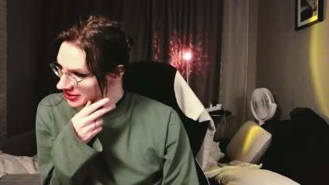 This name is so sexy you cant pronounce it. online show from 02/19/26, 01:23