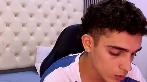 nathan_shimmer online show from 04/22/26, 09:27