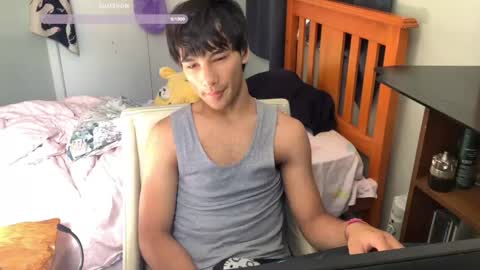 native_boy2 online show from 12/05/25, 03:48