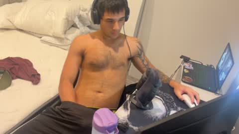 native_boy2 online show from 05/11/26, 07:22