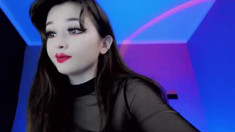 Snapshot of natsumi18 chatting on 02/09/25, 07:49 natsumi18 online show from 02/09/25, 07:49