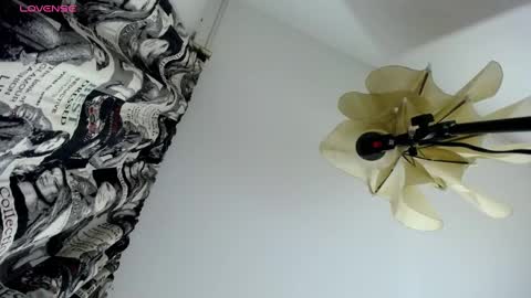 Snapshot of nattahottt chatting on 02/01/25, 08:37 NATTA online show from 02/01/25, 08:37