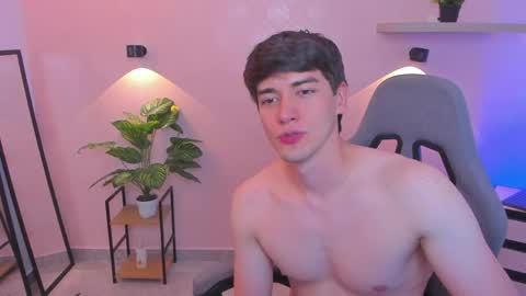 Nathaniel online show from 04/15/26, 09:15