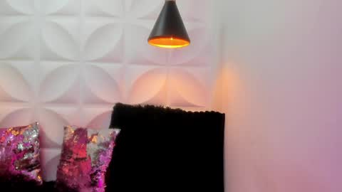 Natty Natasha online show from 04/04/26, 11:40