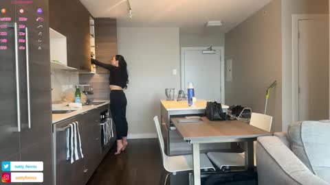 NATTY FIERROS online show from 02/06/25, 08:56