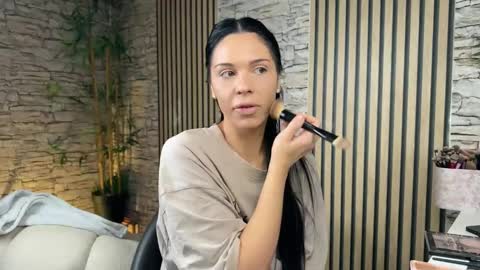 NATTY FIERROS online show from 12/19/25, 06:37