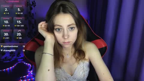 Snapshot of natural_babe666 chatting on 12/18/24, 04:09 natural_babe666 online show from 12/18/24, 04:09