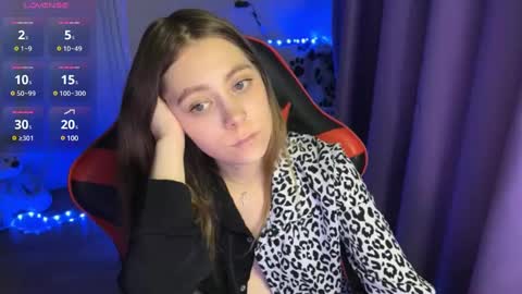 Snapshot of natural_babe666 chatting on 03/06/25, 10:04 natural_babe666 online show from 03/06/25, 10:04