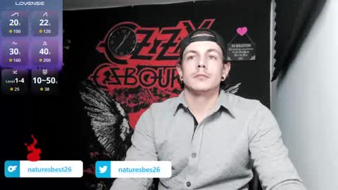 Snapshot of naturesbest951 chatting on 11/02/25, 04:37 NATURESBEST online show from 11/02/25, 04:37