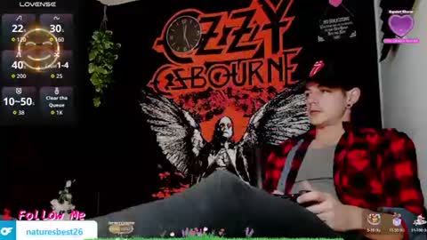 Snapshot of naturesbest951 chatting on 11/22/25, 05:28 NATURESBEST online show from 11/22/25, 05:28