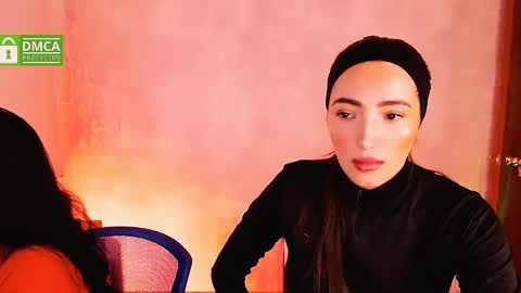 Natalia  Valeria online show from 12/14/24, 11:18