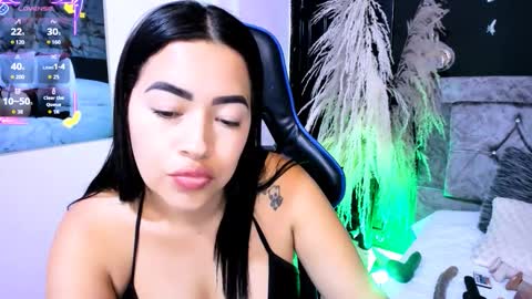 Snapshot of naty_07 chatting on 12/05/25, 07:32 Natalia online show from 12/05/25, 07:32