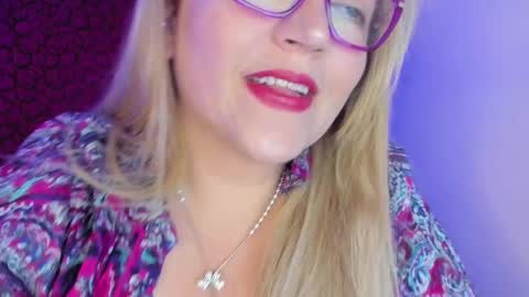 Nataly online show from 09/16/25, 11:17