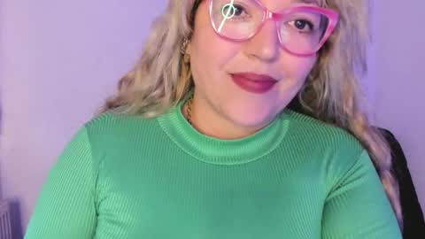 Nataly online show from 11/10/25, 05:01