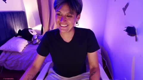 Fernanda online show from 11/17/25, 01:33