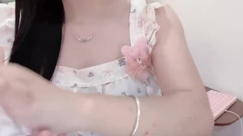 Kiki online show from 06/01/26, 02:13