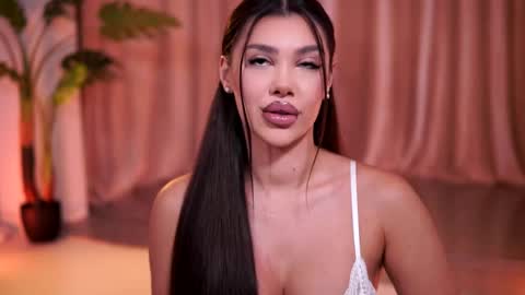 Naty online show from 03/31/26, 07:14