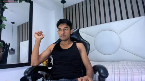 natzuki_ online show from 02/17/26, 12:01