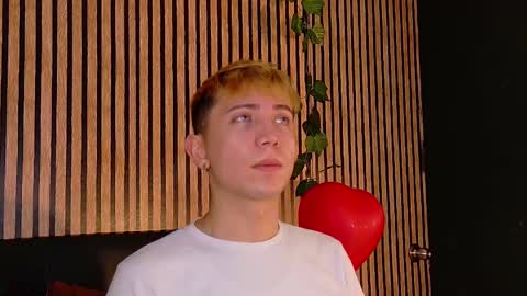 Christopher  Chris online show from 02/20/25, 12:25