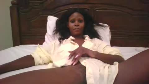 alisha online show from 10/17/25, 03:42