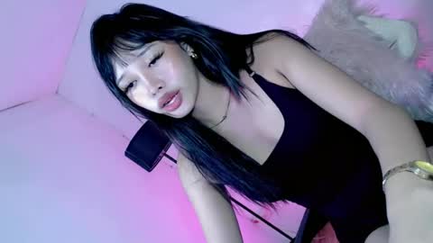 Snapshot of naughty_cutiepie chatting on 06/19/26, 01:04 itsyourgirl kiara online show from 06/19/26, 01:04