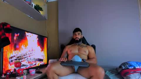 Snapshot of naughty_dominant chatting on 12/30/24, 04:42 Miller online show from 12/30/24, 04:42