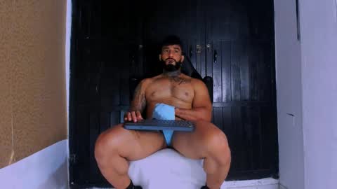 Snapshot of naughty_dominant chatting on 01/05/25, 12:42 Miller online show from 01/05/25, 12:42