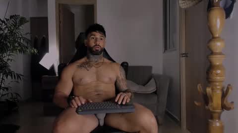 Snapshot of naughty_dominant chatting on 02/27/25, 08:06 Miller online show from 02/27/25, 08:06