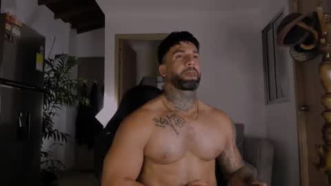 Snapshot of naughty_dominant chatting on 02/28/25, 05:59 Miller online show from 02/28/25, 05:59