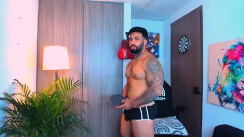 Snapshot of naughty_dominant chatting on 10/09/25, 12:08 Miller online show from 10/09/25, 12:08