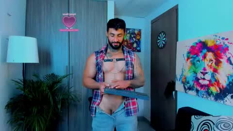 Snapshot of naughty_dominant chatting on 10/24/25, 03:08 Miller online show from 10/24/25, 03:08