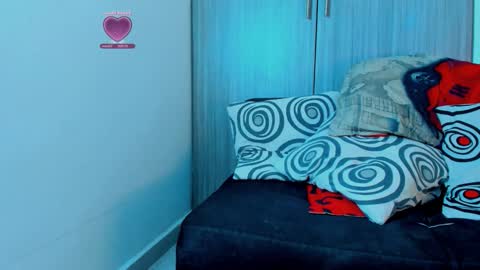 Snapshot of naughty_dominant chatting on 10/25/25, 01:29 Miller online show from 10/25/25, 01:29