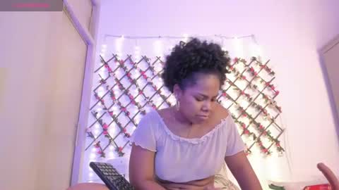 Snapshot of naughty_ebonyy chatting on 06/11/26, 05:22 SASHA online show from 06/11/26, 05:22
